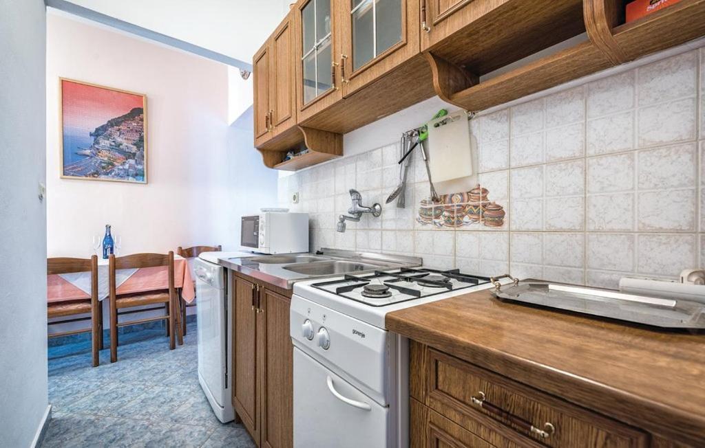 Apartment Tezak Kukci エクステリア 写真